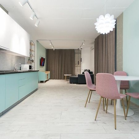 Vip Apartmen Loft Sumy Luaran gambar