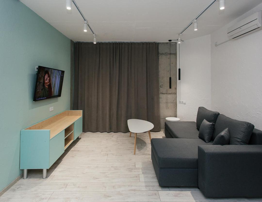 Vip Apartmen Loft Sumy Luaran gambar